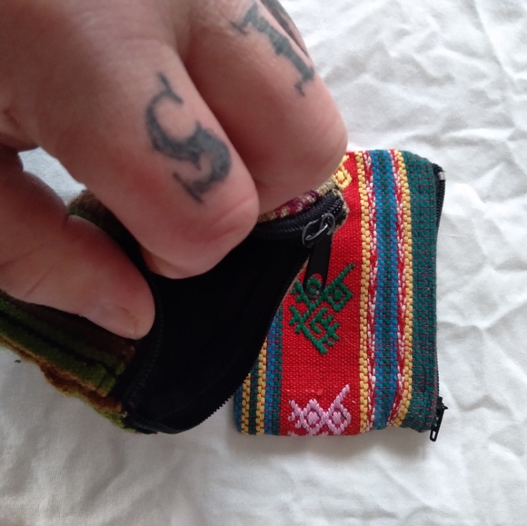 (2) Pouches - Native American Tribal Bags with Zippers - Picture 7 of 11